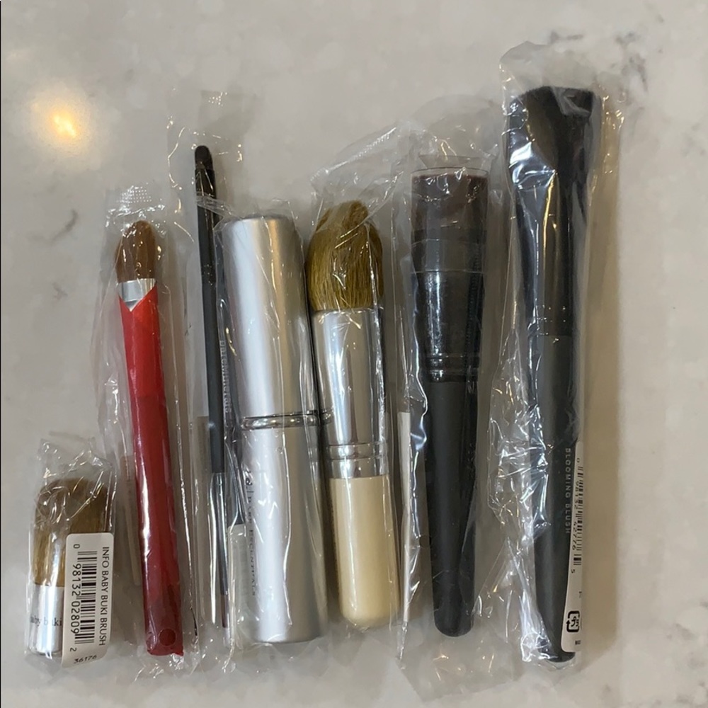 New bare essentials makeup brush bundle